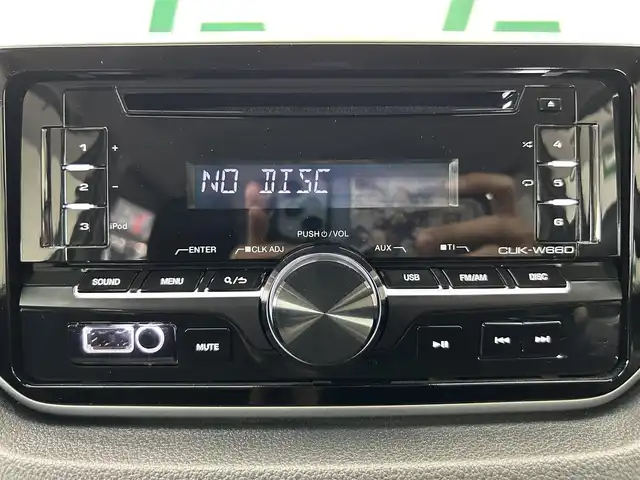 ダイハツ ムーヴ カスタム X LTD SAⅢ 鹿児島県 2018(平30)年 2.1万km パールホワイトⅢ 純正オーディオ【CUK-W66D】/（CD/FM/AM/AUX）/スマートアシストIII/・衝突警報機能／衝突回避支援ブレーキ機能/・ブレーキ制御付誤発進抑制機能/・車線逸脱警報機能／車線逸脱抑制制御機能/・ふらつき警報/・路側逸脱警報機能/・先行車発進お知らせ機能/・標識認識機能/・AHB（オートハイビーム）/LEDヘッドライト/ヘッドライトレベライザー/フロントフォグライト/運転席シートヒーター/純正フロアマット/純正ドアバイザー/取扱説明書