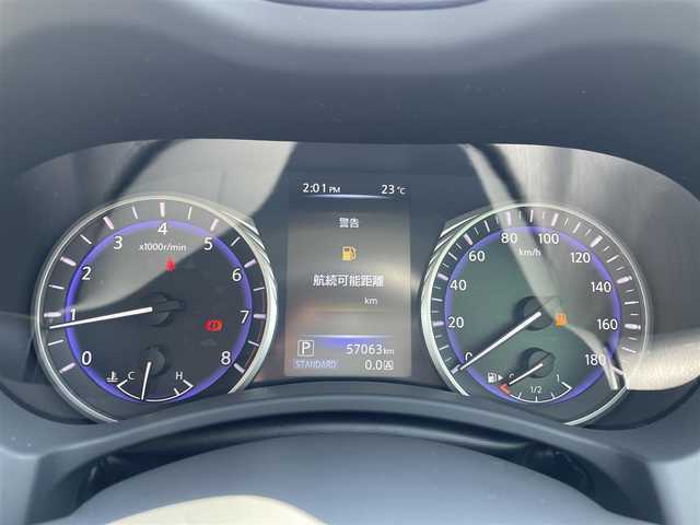 日産 スカイライン 200GT－t 福岡県 2015(平27)年 5.7万km ラディアントレッド 横滑り機能/盗難防止機能/ドラレコ/バックカメラ/純正SDナビ/Bluetooth/フルセグTV/CDチェンジャー/ipod.AUX/USB/純正フロアマット/純正AW/ビルトインETC/LEDライト/パワーシート/クルコン