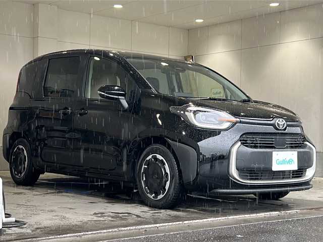 トヨタ シエンタ Z 香川県 2022(令4)年 1.4万km ブラック １０インチディスプレィオーディオナビ/CD/ＤＶＤデッキ/フリップダウンモニター/両側パワースライドドア/バックカメラ/フルセグＴＶ/ＬＥＤヘッドライト/衝突軽減ブレーキ/オートマチックハイビーム/コーナーセンサー
