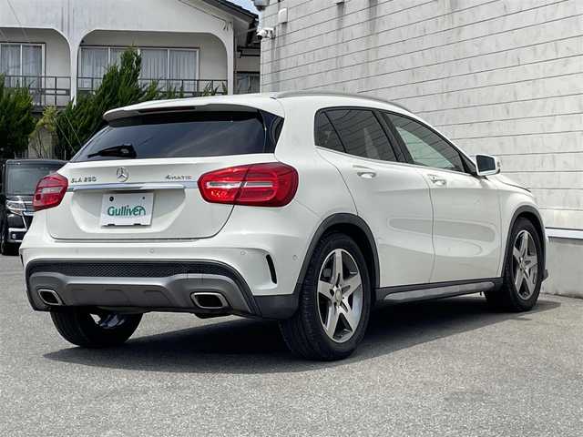 メルセデス・ベンツ ＧＬＡ２５０ 4マチック スポーツ 山形県 2014(平26)年 4.5万km カルサイトホワイト 4WD/純正メモリナビ/・フルセグ/CD/AM/FM/Bluetooth/バックカメラ/クルーズコントロール/ブラインドスポットモニター/コーナーセンサー/横滑り防止装置/盗難防止装置/オートライト/HIDライト/ETC/前席シートヒーター/運転席パワーシート/ハーフレザー/ダブルサイドエアバック/パドルシフト/電動リアゲート/純正18インチアルミホイールサマータイヤ/社外フロアマット/社外ドライブレコーダー/スペアキー/ルーフレール