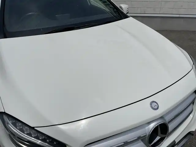 メルセデス・ベンツ ＧＬＡ２５０ 4マチック スポーツ 山形県 2014(平26)年 4.5万km カルサイトホワイト 4WD/純正メモリナビ/・フルセグ/CD/AM/FM/Bluetooth/バックカメラ/クルーズコントロール/ブラインドスポットモニター/コーナーセンサー/横滑り防止装置/盗難防止装置/オートライト/HIDライト/ETC/前席シートヒーター/運転席パワーシート/ハーフレザー/ダブルサイドエアバック/パドルシフト/電動リアゲート/純正18インチアルミホイールサマータイヤ/社外フロアマット/社外ドライブレコーダー/スペアキー/ルーフレール