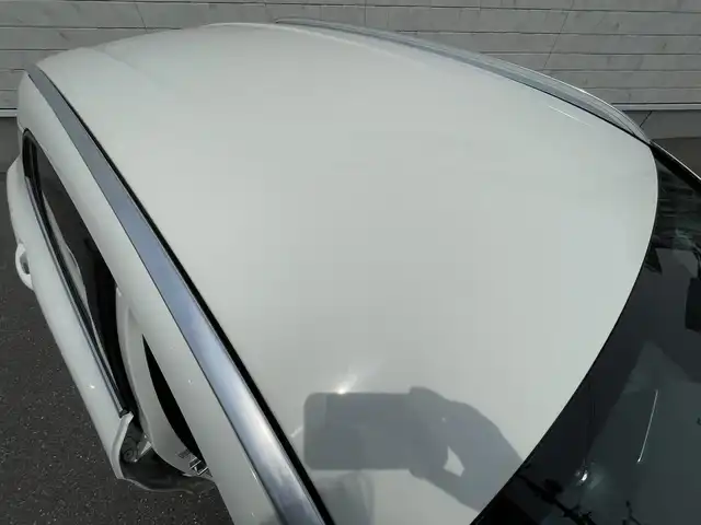 メルセデス・ベンツ ＧＬＡ２５０ 4マチック スポーツ 山形県 2014(平26)年 4.5万km カルサイトホワイト 4WD/純正メモリナビ/・フルセグ/CD/AM/FM/Bluetooth/バックカメラ/クルーズコントロール/ブラインドスポットモニター/コーナーセンサー/横滑り防止装置/盗難防止装置/オートライト/HIDライト/ETC/前席シートヒーター/運転席パワーシート/ハーフレザー/ダブルサイドエアバック/パドルシフト/電動リアゲート/純正18インチアルミホイールサマータイヤ/社外フロアマット/社外ドライブレコーダー/スペアキー/ルーフレール