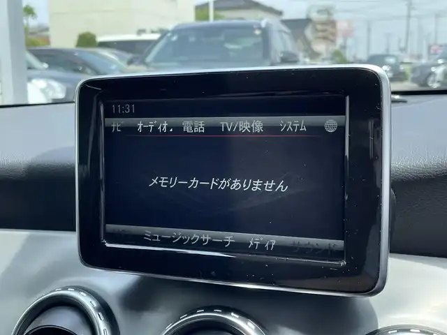 メルセデス・ベンツ ＧＬＡ２５０ 4マチック スポーツ 山形県 2014(平26)年 4.5万km カルサイトホワイト 4WD/純正メモリナビ/・フルセグ/CD/AM/FM/Bluetooth/バックカメラ/クルーズコントロール/ブラインドスポットモニター/コーナーセンサー/横滑り防止装置/盗難防止装置/オートライト/HIDライト/ETC/前席シートヒーター/運転席パワーシート/ハーフレザー/ダブルサイドエアバック/パドルシフト/電動リアゲート/純正18インチアルミホイールサマータイヤ/社外フロアマット/社外ドライブレコーダー/スペアキー/ルーフレール