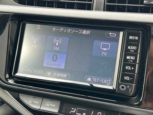 トヨタ アクア S 茨城県 2017(平29)年 7.6万km コバルトブルーメタリック トヨタセーフティセンス/純正ナビ/ETC/前後ドライブレコーダー/バックカメラ/LEDライト/スマートキー/パワーステアリング/パワーウィンドウ/純正フロアマット/スペアキー1本