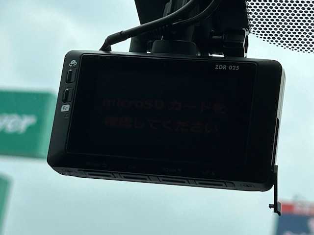 トヨタ アクア S 茨城県 2017(平29)年 7.6万km コバルトブルーメタリック トヨタセーフティセンス/純正ナビ/ETC/前後ドライブレコーダー/バックカメラ/LEDライト/スマートキー/パワーステアリング/パワーウィンドウ/純正フロアマット/スペアキー1本