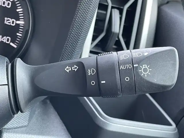 ダイハツ タフト G ダーククロムベンチャー 滋賀県 2023(令5)年 1.1万km セラミックグリーンM 禁煙車/純正９インチスマホ連携ディスプレイオーディオ/【フルセグTV/Bluetooth/HDMI//AppleCarPlay/AndroidAuto】/バックカメラ/ＥＴＣ/ドライブレコーダー/ガラスルーフ/スマートアシスト/・衝突警報機能/・衝突回避支援ブレーキ機能/・車線逸脱警報機能/・車線逸脱抑制制御機能/・ふらつき警報機能/・先行車発進お知らせ機能/・アダプティブドライビングビーム/・標識認識機能/・ブレーキ制御付誤発進抑制機能/・コーナーセンサー/・路外逸脱警報機能/ＬＥＤライト/シートヒーター/オートホールド