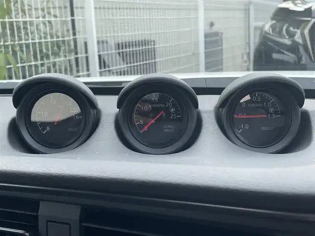 日産 フェアレディ Ｚ バージョンST 埼玉県 2024(令6)年 0.3万km パールⅡ 外部検査済み/ワンオーナー/6MTモデル/V6ツインターボ/カラー：プリズムホワイト×スーパーブラック/（カラーコード：XKJ）/ツートンルーフ/3連メーター/BOSEサウンド/ハーフレザーシート/シートヒーター/純正ナビゲーション/フルセグTV／Bluetooth/バックカメラ/レーダークルーズコントロール/レーダーブレーキ/フロアマット/ETC20/新車保証書/取扱説明書
