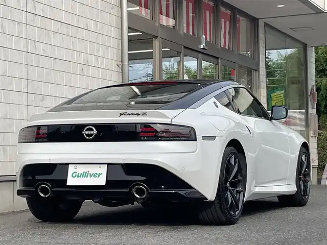 日産 フェアレディ Ｚ バージョンST 埼玉県 2024(令6)年 0.3万km パールⅡ 外部検査済み/ワンオーナー/6MTモデル/V6ツインターボ/カラー：プリズムホワイト×スーパーブラック/（カラーコード：XKJ）/ツートンルーフ/3連メーター/BOSEサウンド/ハーフレザーシート/シートヒーター/純正ナビゲーション/フルセグTV／Bluetooth/バックカメラ/レーダークルーズコントロール/レーダーブレーキ/フロアマット/ETC20/新車保証書/取扱説明書