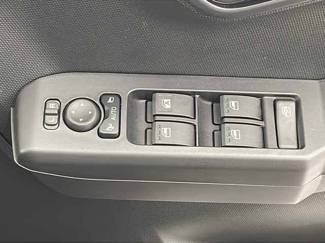 ダイハツ タフト X 愛知県 2024(令6)年 0.1千km サンドベージュメタリック 登録済未使用車/ガラスルーフ/純正ナビ/CD DVD TV Bluetooth/バックカメラ/電動パーキング/ステアリングスイッチ/プッシュスタート/スマートキー/電動格納ミラー/横滑り防止システム/アイドリングストップ/スマートアシスト/オートヘッドライト