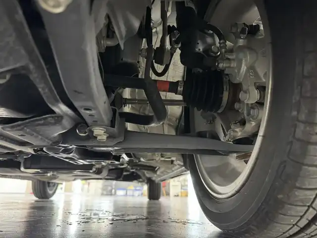 ホンダ Ｎ ＷＧＮ カスタム Lターボ 三重県 2024(令6)年 0.8万km プラチナホワイトパール ガソリン・ターボ/FF/MTモード付インパネCVT/ケンウッド 7インチ『彩速ナビ』 MDV-S710/（FM/AM/CD/DVD/iPod/USB/SD/内蔵メモリ/Bluetooth/HDMI/SMART USEN）/バックカメラ/ドライブレコーダー 前後/ETC/Honda SENSING/・衝突軽減ブレーキ［CMBS］/・車線維持支援システム［LKAS］/・アダプティブクルーズコントロール［ACC］/・路外逸脱抑制機能/・先行車発進お知らせ機能/・標識認識機能/・パーキングセンサーシステム/・オートハイビーム機能/・装備/・シートヒーター（D/N）/・オートエアコン/・オートライト/・LEDヘッドライト＆フロントフォグランプ/・パドルシフト/・電子パーキングブレーキ＆ブレーキホールド機能/・USBジャック（充電用x2）/・電動格納ドアミラー（ウインカー付）/・純正 15inAW（ブラック塗装）/・スマートキーx2/・保/など