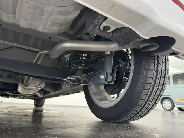 ホンダ Ｎ ＷＧＮ カスタム Lターボ 三重県 2024(令6)年 0.8万km プラチナホワイトパール ガソリン・ターボ/FF/MTモード付インパネCVT/ケンウッド 7インチ『彩速ナビ』 MDV-S710/（FM/AM/CD/DVD/iPod/USB/SD/内蔵メモリ/Bluetooth/HDMI/SMART USEN）/バックカメラ/ドライブレコーダー 前後/ETC/Honda SENSING/・衝突軽減ブレーキ［CMBS］/・車線維持支援システム［LKAS］/・アダプティブクルーズコントロール［ACC］/・路外逸脱抑制機能/・先行車発進お知らせ機能/・標識認識機能/・パーキングセンサーシステム/・オートハイビーム機能/・装備/・シートヒーター（D/N）/・オートエアコン/・オートライト/・LEDヘッドライト＆フロントフォグランプ/・パドルシフト/・電子パーキングブレーキ＆ブレーキホールド機能/・USBジャック（充電用x2）/・電動格納ドアミラー（ウインカー付）/・純正 15inAW（ブラック塗装）/・スマートキーx2/・保/など