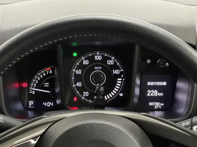ホンダ Ｎ ＷＧＮ カスタム Lターボ 三重県 2024(令6)年 0.8万km プラチナホワイトパール ガソリン・ターボ/FF/MTモード付インパネCVT/ケンウッド 7インチ『彩速ナビ』 MDV-S710/（FM/AM/CD/DVD/iPod/USB/SD/内蔵メモリ/Bluetooth/HDMI/SMART USEN）/バックカメラ/ドライブレコーダー 前後/ETC/Honda SENSING/・衝突軽減ブレーキ［CMBS］/・車線維持支援システム［LKAS］/・アダプティブクルーズコントロール［ACC］/・路外逸脱抑制機能/・先行車発進お知らせ機能/・標識認識機能/・パーキングセンサーシステム/・オートハイビーム機能/・装備/・シートヒーター（D/N）/・オートエアコン/・オートライト/・LEDヘッドライト＆フロントフォグランプ/・パドルシフト/・電子パーキングブレーキ＆ブレーキホールド機能/・USBジャック（充電用x2）/・電動格納ドアミラー（ウインカー付）/・純正 15inAW（ブラック塗装）/・スマートキーx2/・保/など