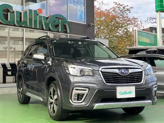 スバル フォレスター ハイブリッド アドバンス 神奈川県 2021(令3)年 2.9万km マグネタイトグレーメタリック ワンオーナー/アイサイトコアテクノロジー/・プリクラッシュブレーキ/・後退時ブレーキアシスト/・AT誤発進抑制機能/・AT後後進抑制制御/・ツーリングアシスト/・全車速追従機能付/・レーダークルーズコントロール/・定速クルーズコントロール/・ECOクルーズコントロール/・車線逸脱抑制/車線逸脱警報/・ふらつき警報/・先行車発進お知らせ機能/・スバルリヤビークルディテクション/（後側方警戒システム）/・アダプティブドライビングビーム/純正ナビゲーション/地上デジタルテレビ/DIATONE SOUND/Bカメラ/ドライブレコーダー/パドルシフト/ステアリングスイッチ/LEDヘッドライト・フォグライト/ハーフレザーシート/ステアリングヒーター/前席電動・メモリー・ヒートシート/ETC/スマートキー/純正ルーフレール/純正アルミホイール18インチ/純正Fマット/取扱説明書/メーカー保証書/点検整備記録簿/・R34567年（ディーラー様にて実施）
