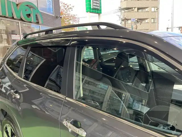 スバル フォレスター ハイブリッド アドバンス 神奈川県 2021(令3)年 2.9万km マグネタイトグレーメタリック ワンオーナー/アイサイトコアテクノロジー/・プリクラッシュブレーキ/・後退時ブレーキアシスト/・AT誤発進抑制機能/・AT後後進抑制制御/・ツーリングアシスト/・全車速追従機能付/・レーダークルーズコントロール/・定速クルーズコントロール/・ECOクルーズコントロール/・車線逸脱抑制/車線逸脱警報/・ふらつき警報/・先行車発進お知らせ機能/・スバルリヤビークルディテクション/（後側方警戒システム）/・アダプティブドライビングビーム/純正ナビゲーション/地上デジタルテレビ/DIATONE SOUND/Bカメラ/ドライブレコーダー/パドルシフト/ステアリングスイッチ/LEDヘッドライト・フォグライト/ハーフレザーシート/ステアリングヒーター/前席電動・メモリー・ヒートシート/ETC/スマートキー/純正ルーフレール/純正アルミホイール18インチ/純正Fマット/取扱説明書/メーカー保証書/点検整備記録簿/・R34567年（ディーラー様にて実施）
