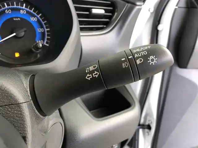 日産 ルークス ハイウェイスター X 愛知県 2023(令5)年 1.2万km ホワイトパール エマージェンシーブレーキ/　・車線逸脱警報システム/　・先行車発進システム/　・クリアランスソナー/　・標識認識機能/　・先行車発進お知らせ機/　・車線逸脱警報能/純正ナビ9インチナビ/（Bluetooth/HDMI/フルセグTV/SD）/全方位カメラ/ドライブレコーダー/片側パワースライドドア/純正LEDライト/純正フロアマット/純正AW/オートライト/オートマチックハイビーム/ETC/ロールサンシェード/ドアバザー/スマートキー