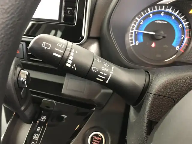 日産 ルークス ハイウェイスター X 愛知県 2023(令5)年 1.2万km ホワイトパール エマージェンシーブレーキ/　・車線逸脱警報システム/　・先行車発進システム/　・クリアランスソナー/　・標識認識機能/　・先行車発進お知らせ機/　・車線逸脱警報能/純正ナビ9インチナビ/（Bluetooth/HDMI/フルセグTV/SD）/全方位カメラ/ドライブレコーダー/片側パワースライドドア/純正LEDライト/純正フロアマット/純正AW/オートライト/オートマチックハイビーム/ETC/ロールサンシェード/ドアバザー/スマートキー