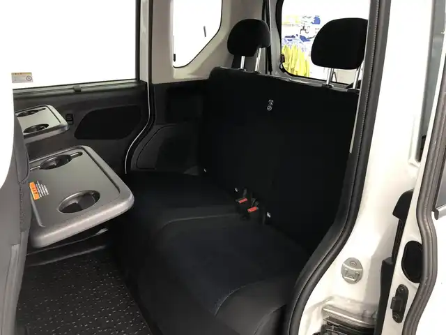 日産 ルークス ハイウェイスター X 愛知県 2023(令5)年 1.2万km ホワイトパール エマージェンシーブレーキ/　・車線逸脱警報システム/　・先行車発進システム/　・クリアランスソナー/　・標識認識機能/　・先行車発進お知らせ機/　・車線逸脱警報能/純正ナビ9インチナビ/（Bluetooth/HDMI/フルセグTV/SD）/全方位カメラ/ドライブレコーダー/片側パワースライドドア/純正LEDライト/純正フロアマット/純正AW/オートライト/オートマチックハイビーム/ETC/ロールサンシェード/ドアバザー/スマートキー