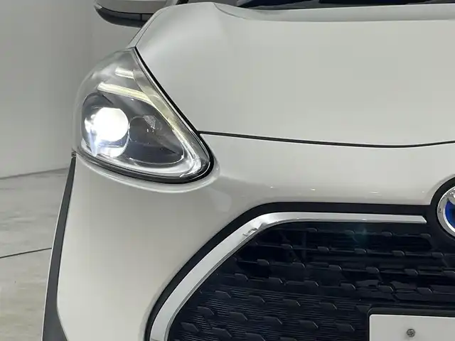 トヨタ シエンタ ハイブリッド ファンベースG 福岡県 2020(令2)年 6.5万km ホワイトパールクリスタルシャイン 純正９型ナビ（フルセグＴＶ）　/バックカメラ　/ローダウン　/ビルトインＥＴＣ　/前後ドラレコ　/クルーズコントロール　/衝突被害軽減ブレーキ　/レーンキープ　/オートマチックハイビーム　/両側電動スライドドア　/ＬＥＤ