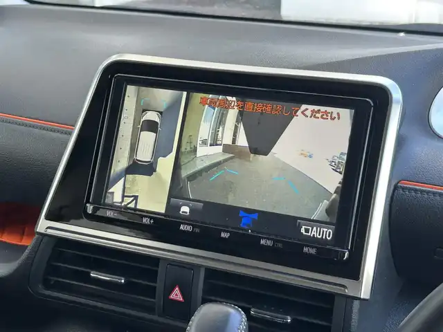 トヨタ シエンタ ハイブリッド G クエロ 静岡県 2018(平30)年 3万km ホワイトパールクリスタルシャイン ７人乗り/トヨタセーフティセンス/プリクラッシュ/オートハイビーム/純正９型ＳＤナビ/フルセグTV/全周囲カメラ/ＤＶＤ再生/ドラレコ/ＥＴＣ/社外デジタルミラー/ハーフレザー/ハンドル＆シートヒーター/両側電動スライドドア/ＬＥＤヘッドライト/フォグ/ＰＫＳＢ/LDA