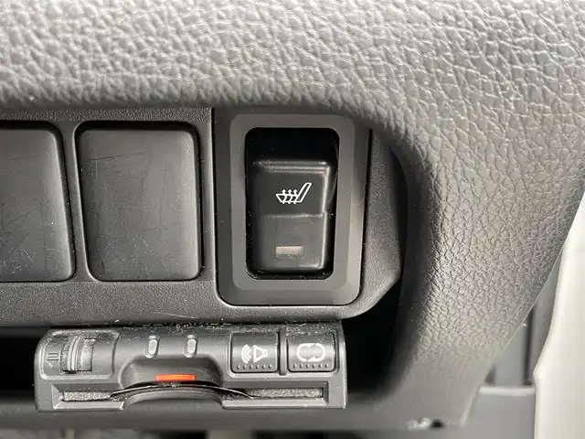 三菱 ｅＫカスタム T 福岡県 2013(平25)年 9万km シルキーホワイト 純正ナビ（ＭＰ３１０－Ｗ）/CD　DVD　ワンセグTV　Bluetooth/バックカメラ　/スマートキー　/ｐｕｓｈスタート　/ＥＴＣ　/シートヒーター