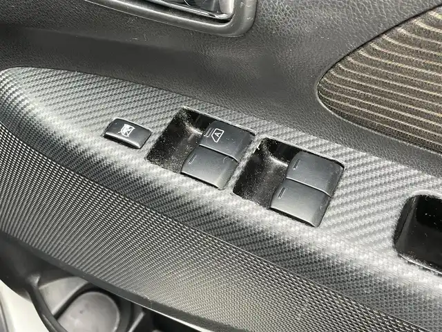 三菱 ｅＫカスタム T 福岡県 2013(平25)年 9万km シルキーホワイト 純正ナビ（ＭＰ３１０－Ｗ）/CD　DVD　ワンセグTV　Bluetooth/バックカメラ　/スマートキー　/ｐｕｓｈスタート　/ＥＴＣ　/シートヒーター