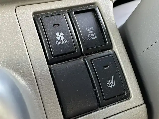 スズキ エブリィ ワゴン PZターボ スペシャル 道央・札幌 2017(平29)年 8.5万km ムーンライトバイオレットPM ・4WD/・衝突軽減ブレーキ/・社外ナビ/CD&DVD&SD&USB&BT&フルセグTV/・両側パワースライドドア/・オートステップ(左後席のみ)/・後席手動格納/・シートヒーター(運転席のみ)/・ABS/・横滑り防止装置/・オートライト/・フォグランプ/・電動格納ミラー/・ウィンカーミラー/・ドアバイザー/・純正AW付夏タイヤ/・スペアキー2本(インテリジェントキー有1本、無1本)/・保証書/・取扱説明書