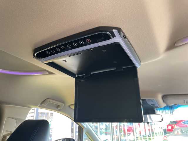 トヨタ アルファード X 愛知県 2019(平31)年 5.3万km ホワイトパールクリスタルシャイン トヨタセーフティセンス/アルパイン11型ナビ/フリップダウンモニター/片側パワースライド/レーダークルーズコントロール/バックカメラ/コーナーセンサー/純正アルミホイール/LEDヘッドライト/リアオートエアコン/フルセグ/CD DVD/Bluetooth/衝突軽減システム/オートマチックハイビーム/ドライブレコーダー/ETC/ステアリングスイッチ/スマートキー/プッシュスタート