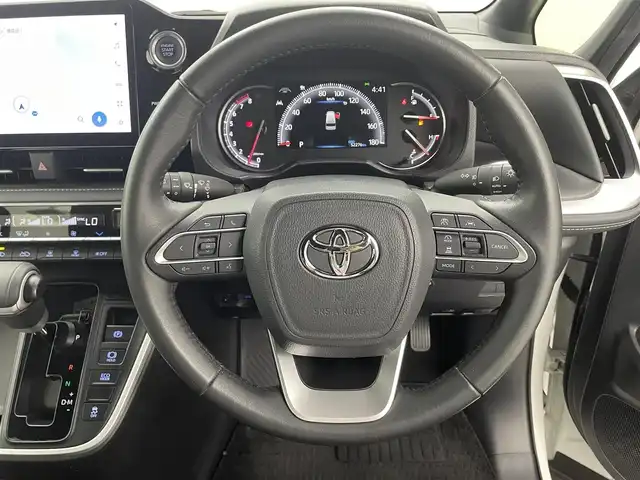 トヨタ ノア S－Z 福井県 2023(令5)年 5.3万km ホワイトパールクリスタルシャイン 純正１０．５型ナビ機能付きディスプレイオーディオ/（ＦＭ／ＡＭ／ＢＴ／ＴＶ／ＡｐｐｌｅＣａｒＰｌａｙ／ＡｎｄｒｏｉｄＡｕｔｏ）/バックカメラ/両側パワースライドドア/スペアキー/純正ビルトインＥＴＣ/ハーフレザーシート/前後ドライブレコーダー/ハーフレザーシート/シートヒーター/純正LEDヘッドライト/レーダークルーズコントロール/トヨタセーフティセンス/純正17インチアルミホイール