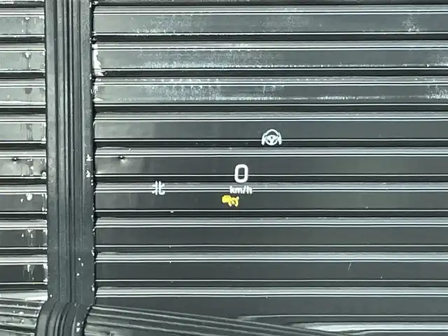 メルセデス・ベンツ Ｃ２００ ローレウスED スポーツプラスPKG 三重県 2020(令2)年 3.6万km オブシディアンブラック 本革/ＡＣＣ/シートヒーター/ＨＤＵ/純正ナビ/Ａｐｐｌｅｃａｒプレイ/ＥＴＣ２．０/ブラインドスポット/前後ドラレコ/純正１８インチＡＷ