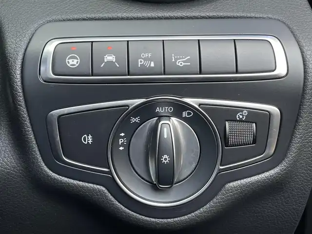 メルセデス・ベンツ Ｃ２００ ローレウスED スポーツプラスPKG 三重県 2020(令2)年 3.6万km オブシディアンブラック 本革/ＡＣＣ/シートヒーター/ＨＤＵ/純正ナビ/Ａｐｐｌｅｃａｒプレイ/ＥＴＣ２．０/ブラインドスポット/前後ドラレコ/純正１８インチＡＷ