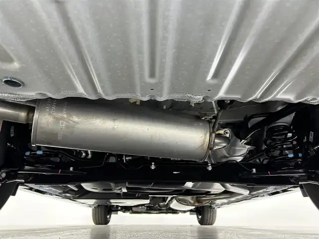 日産 セレナ e－パワー ハイウェイスター V 佐賀県 2025(令7)年 0.1千km プリズムホワイト 登録済み未使用車/純正12.3インチナビ/全方位カメラ/デジタルインナールームミラー/プロパイロット/衝突被害軽減システム/レーダークルーズコントロール/レーンアシスト/ブラインドスポットモニター/先行車発信お知らせ機能/ロードサインアシスト/オートライト/オートマチックハイビーム/LEDヘッドライト/LEDフォグライト/電動パーキング/ブレーキホールド/ビルトインETC2.0/純正ナビ内蔵型前後ドライブレコーダー/両側パワースライドドア/ハンズフリースライドドア/シートバックテーブル/ISOFIX対応/後席サンシェード/HDMI接続/置くだけ充電/純正16インチアルミホイール/スマートキー/スペアキー×１