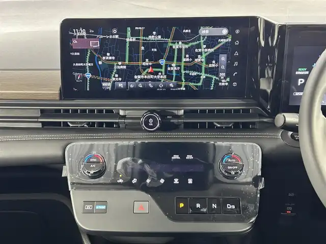 日産 セレナ e－パワー ハイウェイスター V 佐賀県 2025(令7)年 0.1千km プリズムホワイト 登録済み未使用車/純正12.3インチナビ/全方位カメラ/デジタルインナールームミラー/プロパイロット/衝突被害軽減システム/レーダークルーズコントロール/レーンアシスト/ブラインドスポットモニター/先行車発信お知らせ機能/ロードサインアシスト/オートライト/オートマチックハイビーム/LEDヘッドライト/LEDフォグライト/電動パーキング/ブレーキホールド/ビルトインETC2.0/純正ナビ内蔵型前後ドライブレコーダー/両側パワースライドドア/ハンズフリースライドドア/シートバックテーブル/ISOFIX対応/後席サンシェード/HDMI接続/置くだけ充電/純正16インチアルミホイール/スマートキー/スペアキー×１