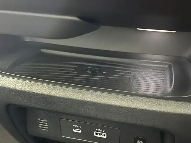 日産 セレナ e－パワー ハイウェイスター V 佐賀県 2025(令7)年 0.1千km プリズムホワイト 登録済み未使用車/純正12.3インチナビ/全方位カメラ/デジタルインナールームミラー/プロパイロット/衝突被害軽減システム/レーダークルーズコントロール/レーンアシスト/ブラインドスポットモニター/先行車発信お知らせ機能/ロードサインアシスト/オートライト/オートマチックハイビーム/LEDヘッドライト/LEDフォグライト/電動パーキング/ブレーキホールド/ビルトインETC2.0/純正ナビ内蔵型前後ドライブレコーダー/両側パワースライドドア/ハンズフリースライドドア/シートバックテーブル/ISOFIX対応/後席サンシェード/HDMI接続/置くだけ充電/純正16インチアルミホイール/スマートキー/スペアキー×１