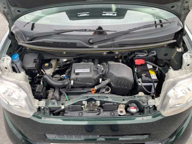 ホンダ Ｎ ＢＯＸ G SSパッケージ 茨城県 2017(平29)年 1.8万km ブリティッシュグリーンP 純正7インチナビ/（AM/FM/Bluetooth接続/CD/DVD/フルセグTV）/バックカメラ/純正ETC/片側パワースライドドア/前席シートヒーター/純正フロアマット/スマートキー/ステアリングスイッチ/ドアバイザー/ヘッドライトレベライザー/横滑り防止装置/プッシュスタート
