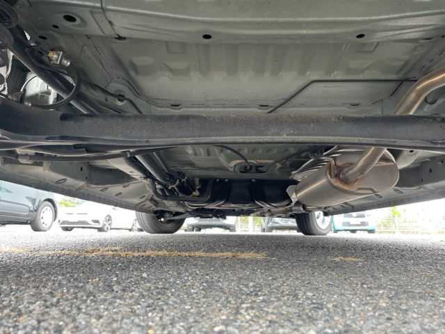 ホンダ Ｎ ＢＯＸ G SSパッケージ 茨城県 2017(平29)年 1.8万km ブリティッシュグリーンP 純正7インチナビ/（AM/FM/Bluetooth接続/CD/DVD/フルセグTV）/バックカメラ/純正ETC/片側パワースライドドア/前席シートヒーター/純正フロアマット/スマートキー/ステアリングスイッチ/ドアバイザー/ヘッドライトレベライザー/横滑り防止装置/プッシュスタート