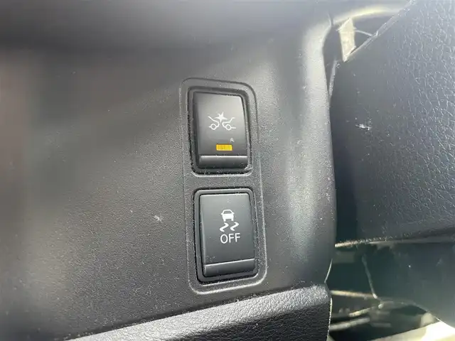 日産 セレナ ハイウェイスター プロパイロットED 埼玉県 2016(平28)年 7万km ダイヤモンドブラック ・純正SDナビ/・プロパイロット/・フリップダウンモニター/・バックカメラ/・エマージェンシーブレーキ/・ドライブレコーダー/・ETC