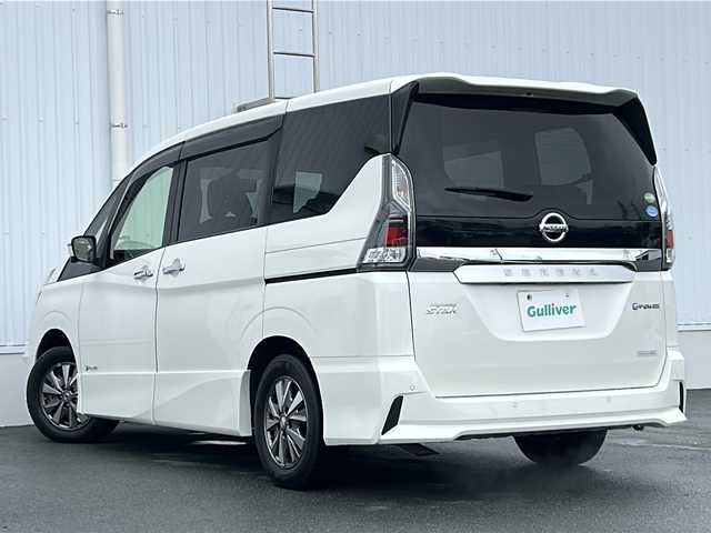 日産 セレナ e－パワー ハイウェイスター V 三重県 2019(平31)年 4万km ブリリアントホワイトパール 純正9型ナビ /全周囲カメラ/デジタルインナーミラー /プロパイロット /スペアキー /パーキングアシスト /前後コーナーセンサー /前方ドライブレコーダー/両側パワースライドドア/ビルトインETC/レーダークルーズコントロール /レーンキープアシスト/衝突軽減ブレーキ/革巻きステアリング/ステアリングスイッチ/電子パーキング/純正フロアマット/LEDヘッドライト/オートハイビーム /オートライト/電動格納ミラー/禁煙車