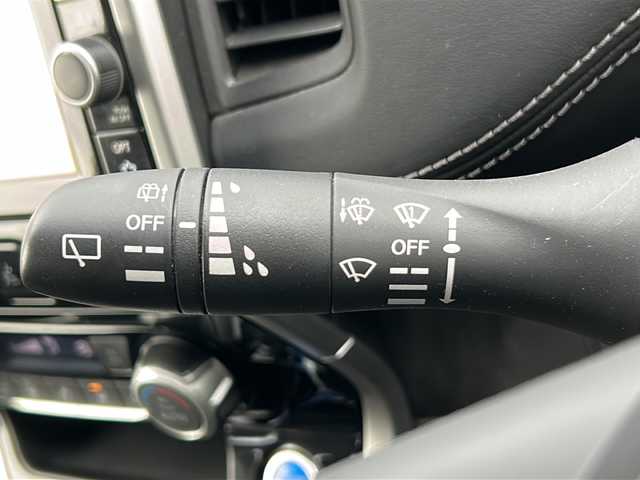 日産 セレナ e－パワー ハイウェイスター V 三重県 2019(平31)年 4万km ブリリアントホワイトパール 純正9型ナビ /全周囲カメラ/デジタルインナーミラー /プロパイロット /スペアキー /パーキングアシスト /前後コーナーセンサー /前方ドライブレコーダー/両側パワースライドドア/ビルトインETC/レーダークルーズコントロール /レーンキープアシスト/衝突軽減ブレーキ/革巻きステアリング/ステアリングスイッチ/電子パーキング/純正フロアマット/LEDヘッドライト/オートハイビーム /オートライト/電動格納ミラー/禁煙車