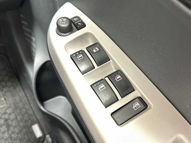 トヨタ パッソ モーダ 静岡県 2021(令3)年 2.3万km プラムブラウンパールクリスタルシャイン 純正SDナビ/・CD/・フルセグＴＶ/・Bluetooth/・AM/・FM/主要装備/・衝突軽減/・横滑り防止装置/・バックカメラ/・純正ドラレコ前後/・純正フロアマット/・LEDヘッドライト/・オートライト/・フォグランプ/・スマートキー/・プッシュスタート/・スペアキー1本/・Wエアバック/・オートエアコン