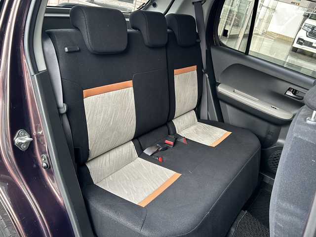 トヨタ パッソ モーダ 静岡県 2021(令3)年 2.3万km プラムブラウンパールクリスタルシャイン 純正SDナビ/・CD/・フルセグＴＶ/・Bluetooth/・AM/・FM/主要装備/・衝突軽減/・横滑り防止装置/・バックカメラ/・純正ドラレコ前後/・純正フロアマット/・LEDヘッドライト/・オートライト/・フォグランプ/・スマートキー/・プッシュスタート/・スペアキー1本/・Wエアバック/・オートエアコン