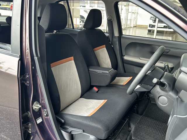 トヨタ パッソ モーダ 静岡県 2021(令3)年 2.3万km プラムブラウンパールクリスタルシャイン 純正SDナビ/・CD/・フルセグＴＶ/・Bluetooth/・AM/・FM/主要装備/・衝突軽減/・横滑り防止装置/・バックカメラ/・純正ドラレコ前後/・純正フロアマット/・LEDヘッドライト/・オートライト/・フォグランプ/・スマートキー/・プッシュスタート/・スペアキー1本/・Wエアバック/・オートエアコン