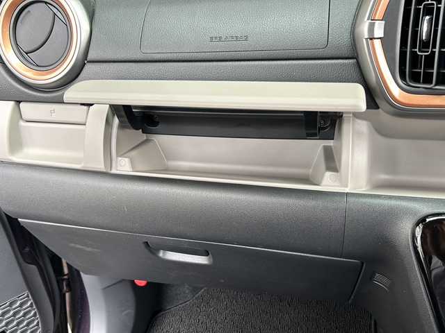 トヨタ パッソ モーダ 静岡県 2021(令3)年 2.3万km プラムブラウンパールクリスタルシャイン 純正SDナビ/・CD/・フルセグＴＶ/・Bluetooth/・AM/・FM/主要装備/・衝突軽減/・横滑り防止装置/・バックカメラ/・純正ドラレコ前後/・純正フロアマット/・LEDヘッドライト/・オートライト/・フォグランプ/・スマートキー/・プッシュスタート/・スペアキー1本/・Wエアバック/・オートエアコン