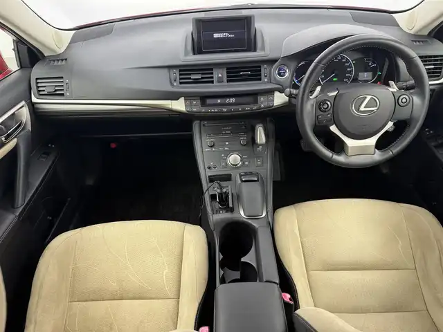 レクサス ＣＴ 200h バージョンC 愛知県 2014(平26)年 6.7万km マダーレッド 純正ナビ（フルセグＴＶ・Ｂｌｕｅｔｏｏｔｈ・ＣＤ・ＤＶＤ・ラジオ）/バックカメラ/純正ドライブレコーダー/ＥＴＣ/前席パワーシート/クルーズコントロール/前席シートヒーター/パドルシフト/ステアリングリモコン/コーナーセンサー/横滑り防止装置/盗難防止装置/純正フロアマット/純正アルミホイール/ＬＥＤオートライト/オートエアコン/プッシュスタート