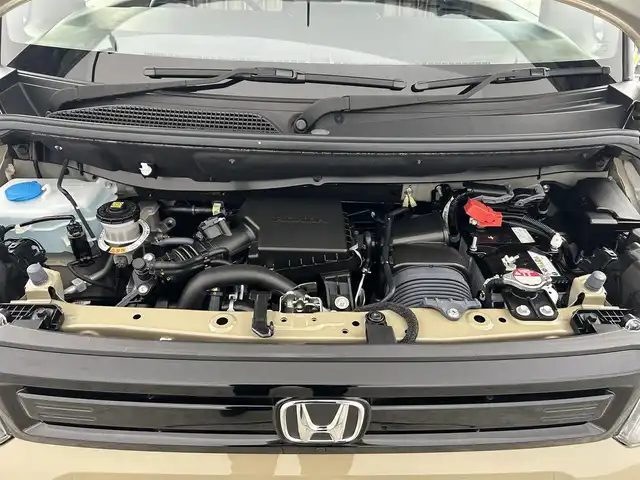 ホンダ Ｎ ＢＯＸ JOY ターボ 千葉県 2024(令6)年 0.2万km ベージュⅡ 禁煙車/純正9型ナビ/・LXU-242NBi/・CD/DVD/BT/ACP/AA/フルセグ/Honda SENSING/・衝突軽減ブレーキ（CMBS）/・先行車発進お知らせ機能/・歩行者事故低減ステアリング/・路外逸脱抑制機能/・標識認識機能/・渋滞追従機能付アダプティブクルーズコントロール（ACC）/・車線維持支援システム（LKAS）/・誤発進抑制機能/・後方誤発進抑制機能/・近距離衝突軽減ブレーキ/・急アクセル抑制機能/・パーキングセンサーシステム/・オートハイビーム/バックカメラ/7インチTFT液晶メーター/電子制御パーキングブレーキ/オートブレーキホールド機能/ETC/前席シートヒーター/ハーフレザーシート/両側パワースライドドア/コーナーセンサー/パドルシフト/LEDヘッドライト/スマートキー/スペアキー