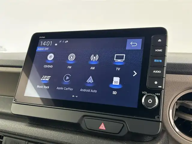 ホンダ Ｎ ＢＯＸ JOY ターボ 千葉県 2024(令6)年 0.2万km ベージュⅡ 禁煙車/純正9型ナビ/・LXU-242NBi/・CD/DVD/BT/ACP/AA/フルセグ/Honda SENSING/・衝突軽減ブレーキ（CMBS）/・先行車発進お知らせ機能/・歩行者事故低減ステアリング/・路外逸脱抑制機能/・標識認識機能/・渋滞追従機能付アダプティブクルーズコントロール（ACC）/・車線維持支援システム（LKAS）/・誤発進抑制機能/・後方誤発進抑制機能/・近距離衝突軽減ブレーキ/・急アクセル抑制機能/・パーキングセンサーシステム/・オートハイビーム/バックカメラ/7インチTFT液晶メーター/電子制御パーキングブレーキ/オートブレーキホールド機能/ETC/前席シートヒーター/ハーフレザーシート/両側パワースライドドア/コーナーセンサー/パドルシフト/LEDヘッドライト/スマートキー/スペアキー