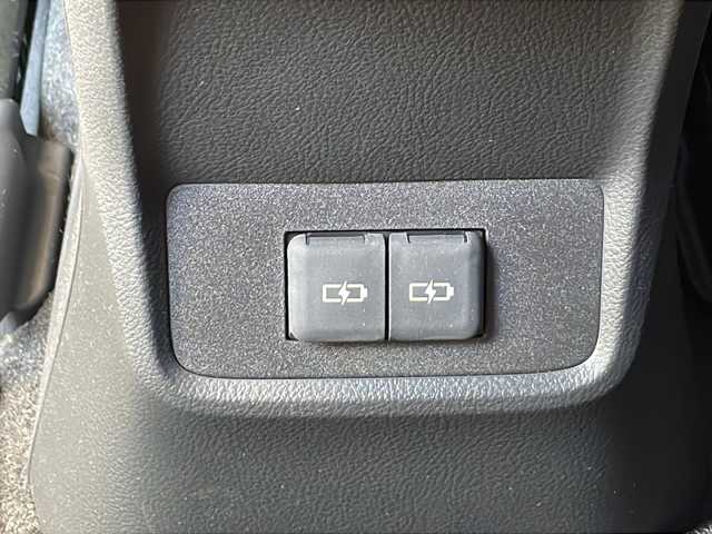 レクサス ＬＢＸ リラックス 栃木県 2024(令6)年 0.7万km ソニッククロム 純正ナビ/Ｂｌｕｅｔｏｏｔｈ/フルセグＴＶ/アラウンドビューモニター/ヘッドアップディスプレイ/ロードサインアシスト/パドルシフト/ステアリングヒーター/レザーシート/パワーシート/シートヒーター/クルーズコントロール/純正フロアマット/純正アルミホイール/パワーバックドア/ETC/ABS/横滑り防止機能/コーナーセンサー/レーンキープアシスト/盗難防止装置/衝突被害軽減システム