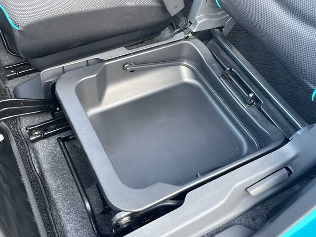 スズキ ハスラー G ターボ 富山県 2015(平27)年 5.9万km サマーブルーM ワンオーナー/禁煙車/社外ＳＤナビ/セパレート２ＷＡＹスピーカーアルパイン/DVD再生機能有/Bluetooth/フルセグTV/プッシュスタート/スマートキー/衝突被害軽減システム/ドアバイザー/純正フロアマット