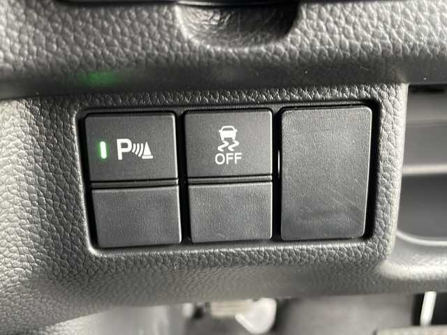 ホンダ Ｎ ＢＯＸ カスタム L 三重県 2021(令3)年 4.5万km プラチナホワイトパール 純正SDナビ、フルセグTV/純正CD、DVD再生、Bluetooth/片側パワースライドドア/ホンダセンシング/衝突軽減ブレーキ/レーンキープアシスト/追従型クルーズコントロール/前後ドライブレコーダー/前席シートヒーター/純正アルミ14インチ/バックカメラ/スマートキー/プッシュスタート/LEDオートライト/フォグランプ/ETC/USB給電/ステアリングリモコン/コーナーセンサー/ウィンカーミラー/フロアマット/ドアバイザー