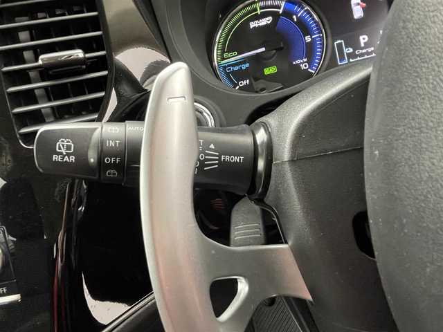 三菱 アウトランダー ＰＨＥＶ G Limited Edition 宮城県 2020(令2)年 4.5万km シルキーホワイト 4WD/Bluetooth/CD/DVD/AM/FM/ステアリングヒーター/前席シートヒーター/クルーズコントロール/パドルシフト/レーンキープアシスト/衝突被害軽減システム/前後コーナーセンサー/LEDヘッドライト/スペアキー×1/純正フロアマット/充電ケーブル車載