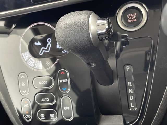日産 デイズ ルークス HWS X Vセレ +SeftyⅡ 千葉県 2014(平26)年 6.3万km ホワイトパール 禁煙車/エマージェンシーブレーキ/踏み間違い防止アシスト/アラウンドビューモニター/社外メモリナビ/　Bluetooth/フルセグTV/DVD/iPod/後席サーキュレーター/ロールサンシェード/ベンチシート/片側パワースライドドア/電格ミラー/フォグランプ/プッシュスタートボタン/アイドリングストップ/取扱説明書